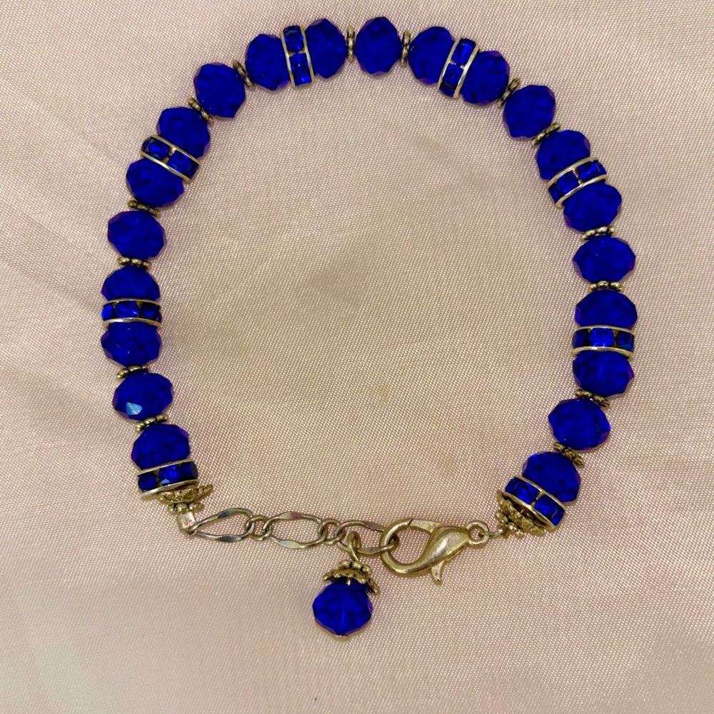 Set of Blue Beaded Bracelets with Dried Flower- New - Picture 5 of 5